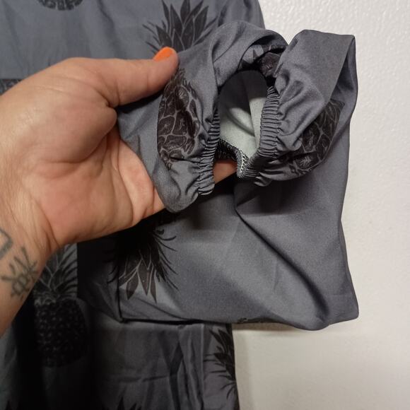 NWOT Pineapple Print Long Sleeve Button Up Blouse - Gray, Size L - Picture 3 of 5